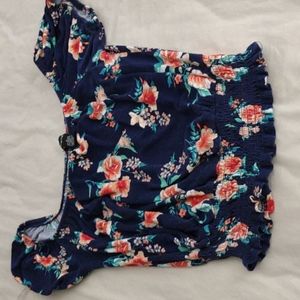 Floral top